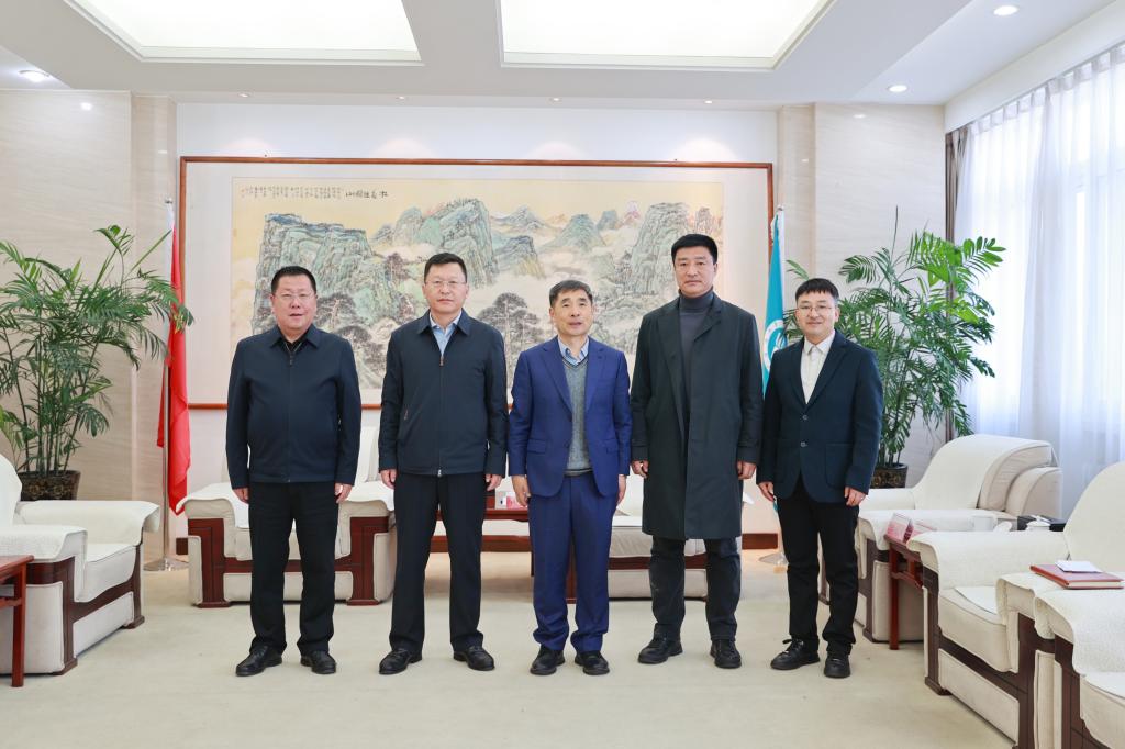 1730526149202293.jpg 曲向军会见马军院士.jpg